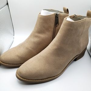 Sweet Life Ankle Boots Size 6.5